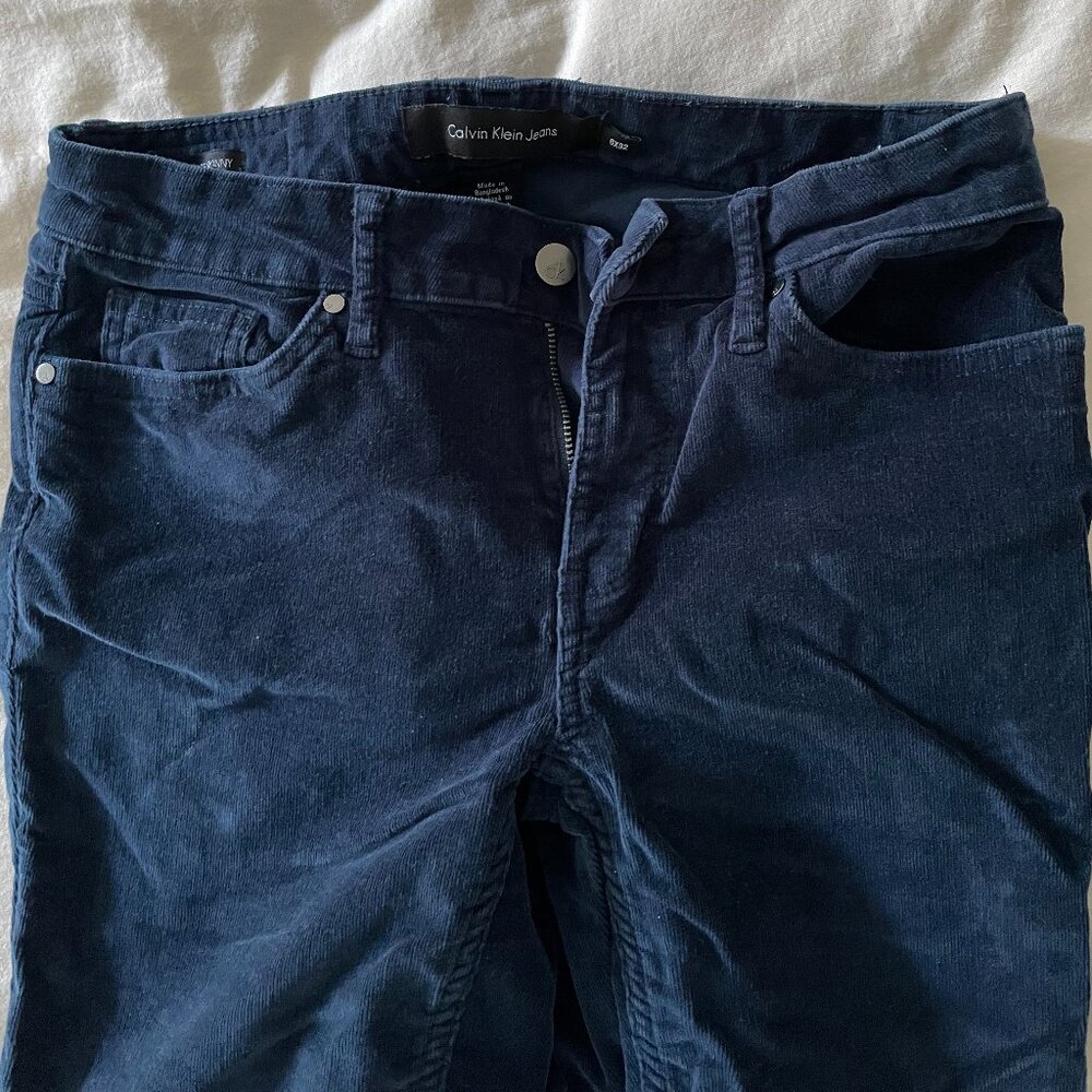 Calvin Klein Ultimate Skinny Pants – Corduroy Blue